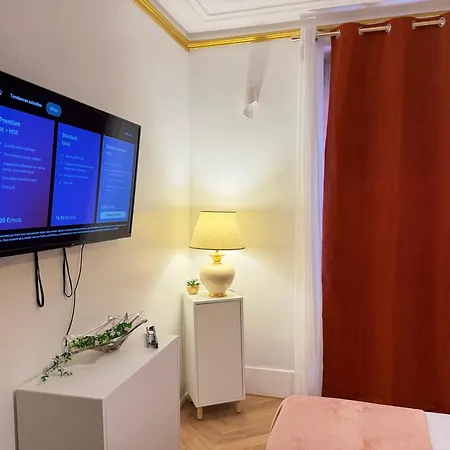 Sci Immo Voltaire Apartment *